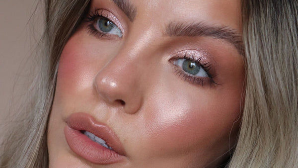 5 Tips on How to Achieve a Perfect Full-Face Summer Glow Makeup Look