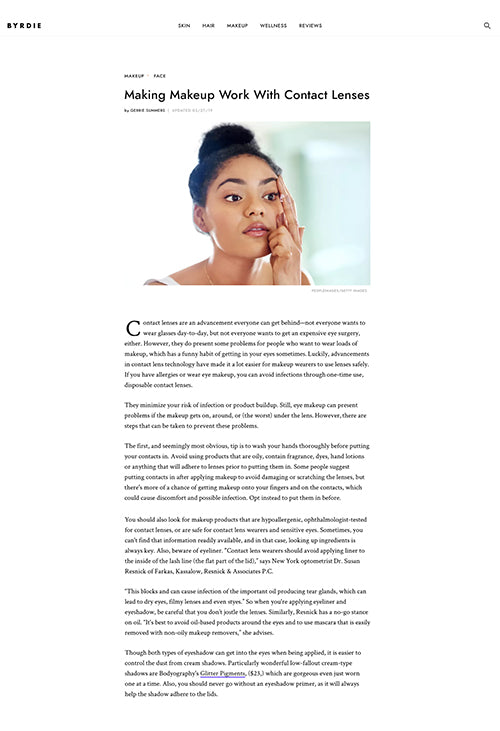 Making Makeup Work With Contact Lenses
