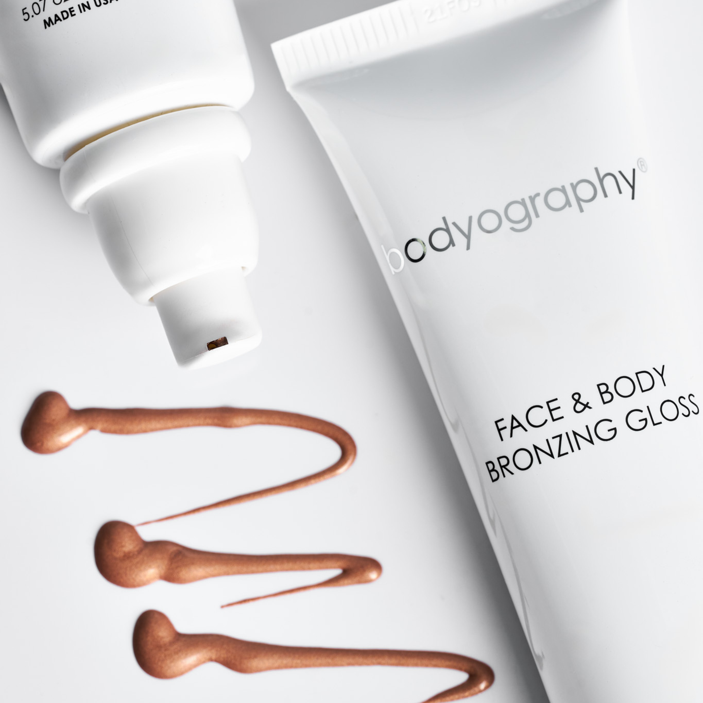 Face & Body Bronzing Gloss