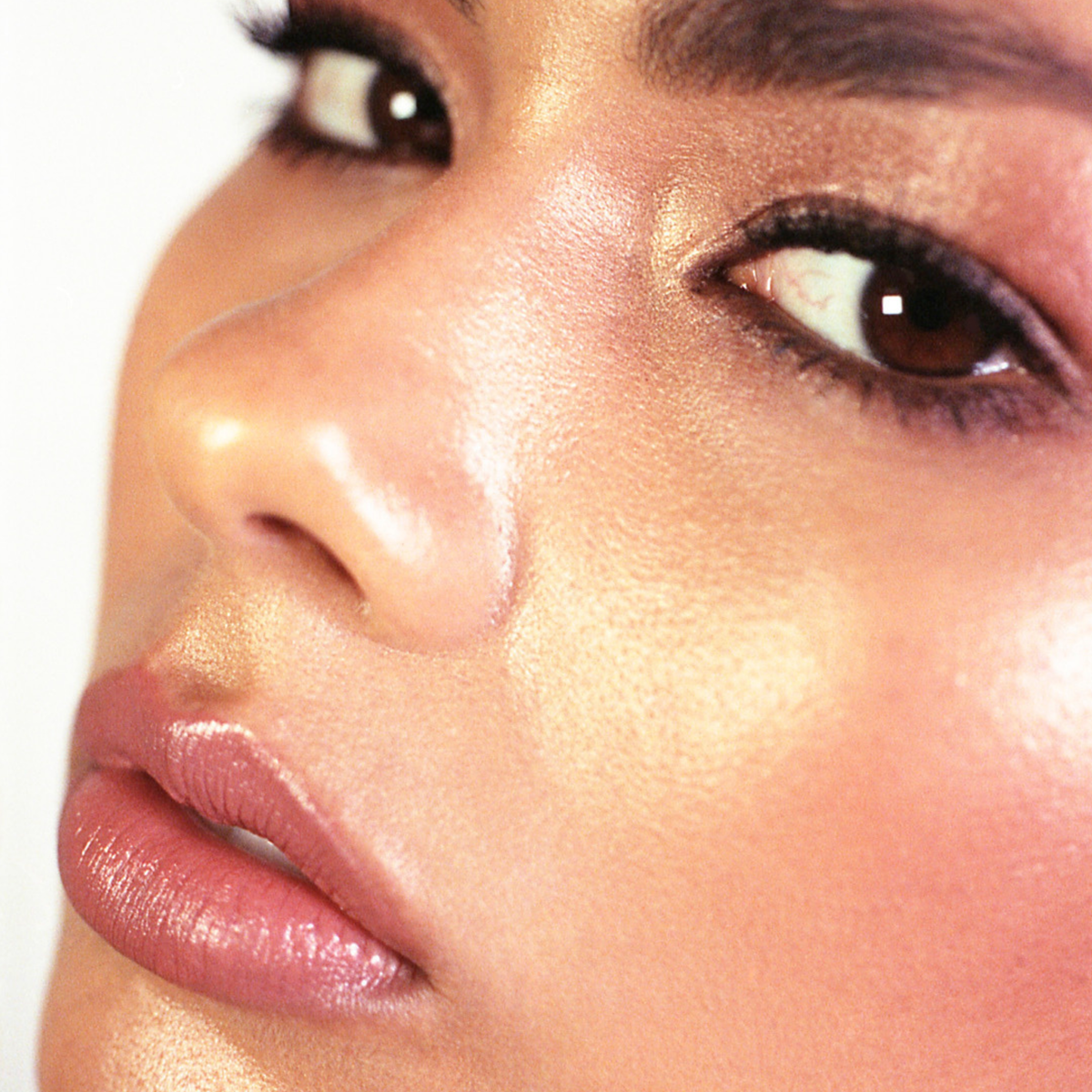 From Within Pressed Highlighter | Intense Glow + Buildable All-Over Luminosity by Bodyography Professional Cosmetics